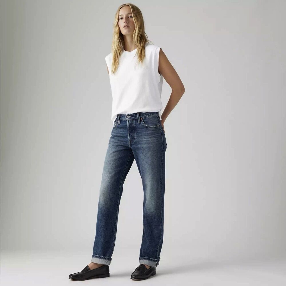 NWT $150 Levi's 501 '90s Selvedge Jeans Straight Leg Medium Wash Women 25x30